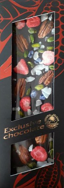 Mléčná pekan,pistacie, jahoda,šeřík,kokos 130g